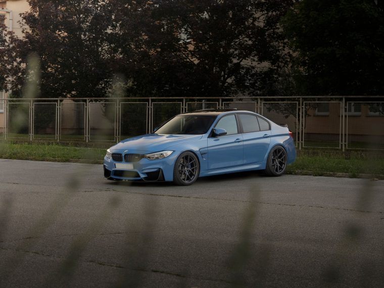 BMW Série 1 bleue : vaut-elle vraiment le coup en occasion ?
