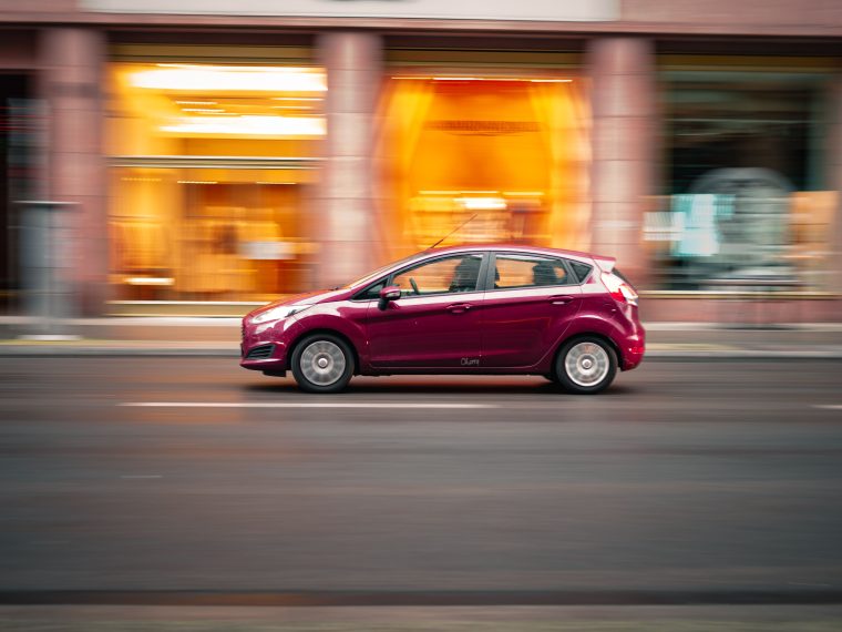Twingo 2 rouge : comment éviter les mauvaises surprises ?