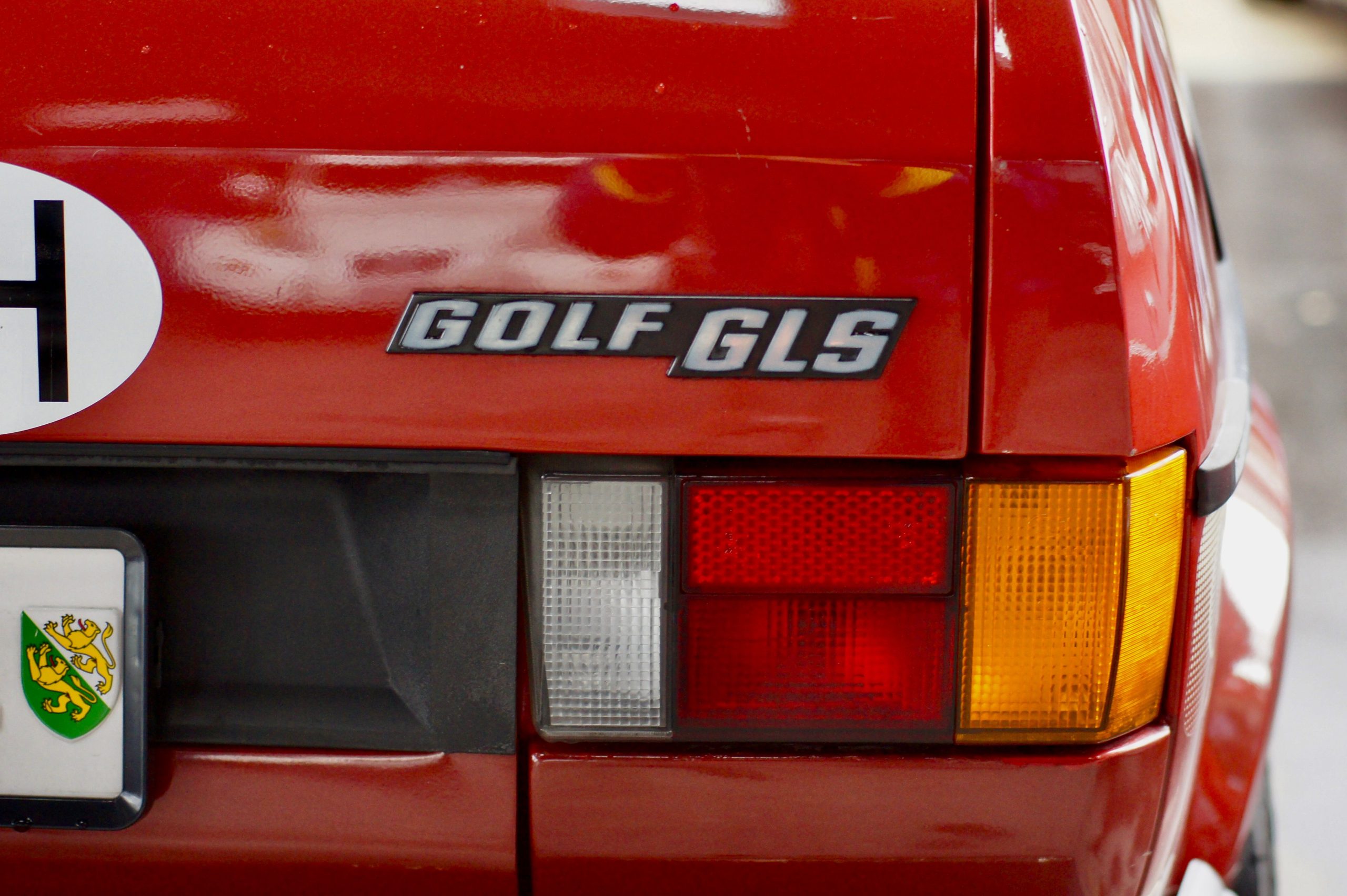 Feu arrière badge Volkswagen Golf vintage