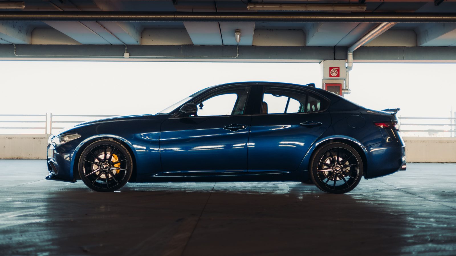 Combien coûte une 208 GT Line bleu nuit en occasion ?