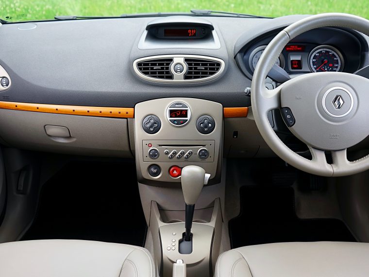Que propose vraiment l&rsquo;équipement de la Clio 4 Business ?